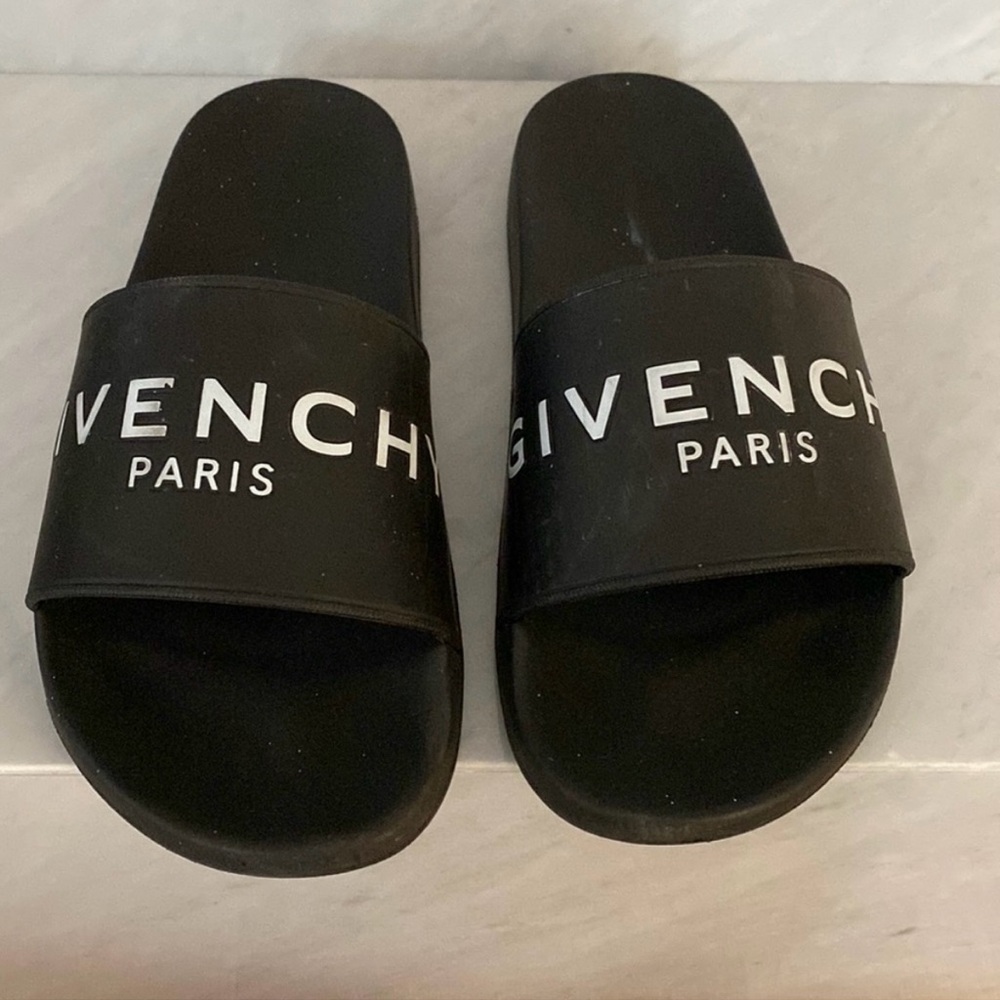 Givenchy Paris slides